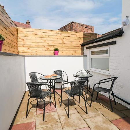 The Robins Villa Filey Exterior photo