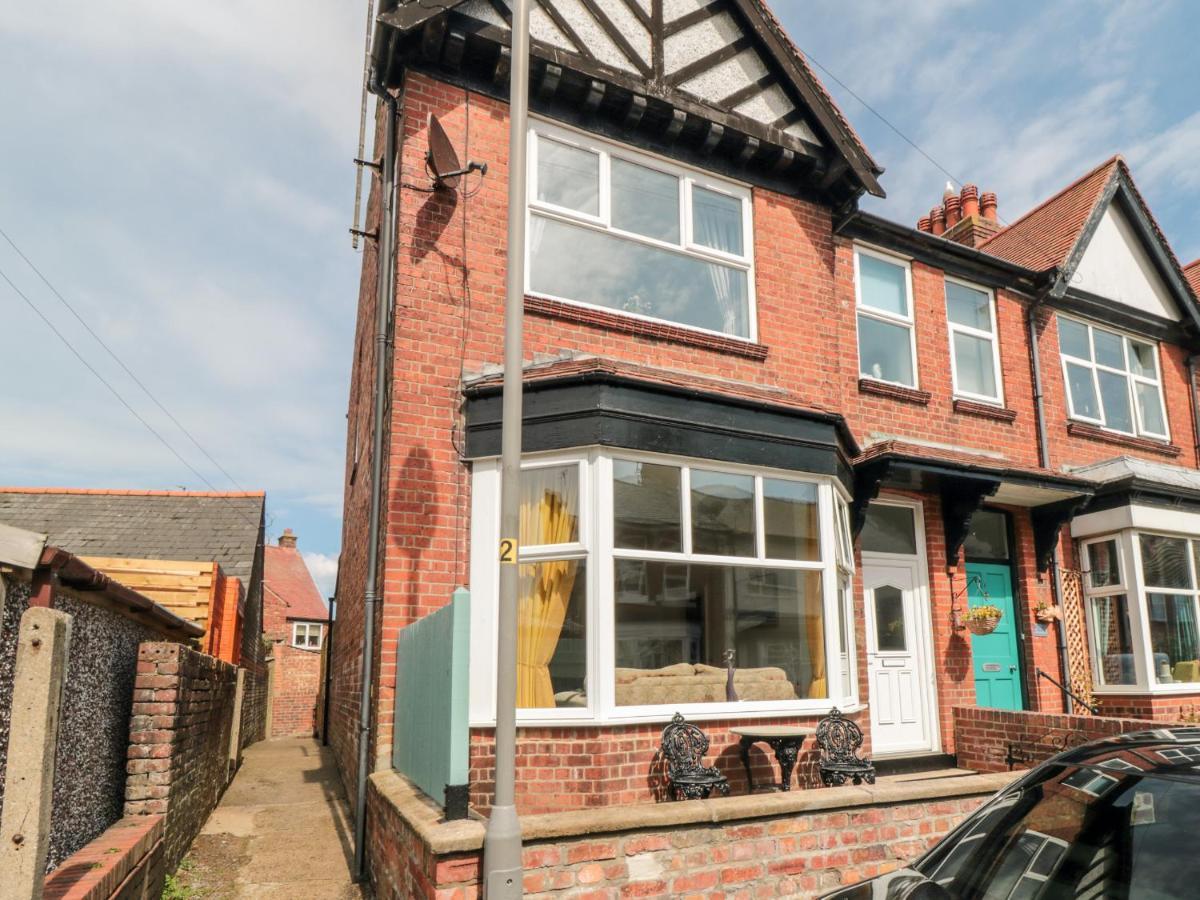 The Robins Villa Filey Exterior photo